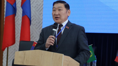 “ТӨР, ХУВИЙН ХЭВШЛИЙН ТҮНШЛЭЛ – ХӨРӨНГӨ ОРУУЛАЛТЫН БОЛОМЖ” СЭДЭВТ ХӨРӨНГӨ ОРУУЛАГЧДЫН УУЛЗАЛТ ЗОХИОН БАЙГУУЛАГДАЖ БАЙНА
